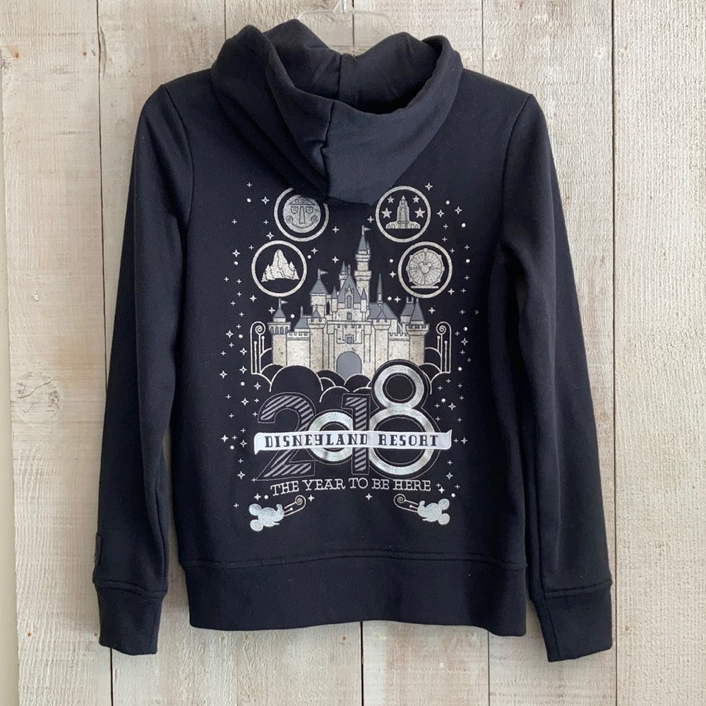 Disneyland Resort black zipped hoodie